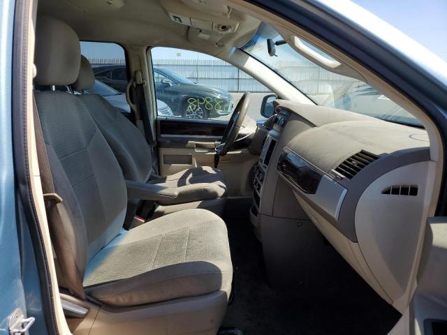 Photo 5 from auction – 2010 CHRYSLER TOWN & COU with VIN 2A4RR5D1XAR431802