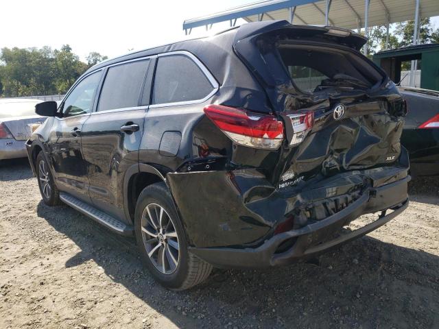 Photo 3 from auction – 2019 TOYOTA HIGHLANDER with VIN 5TDKZRFH6KS557768