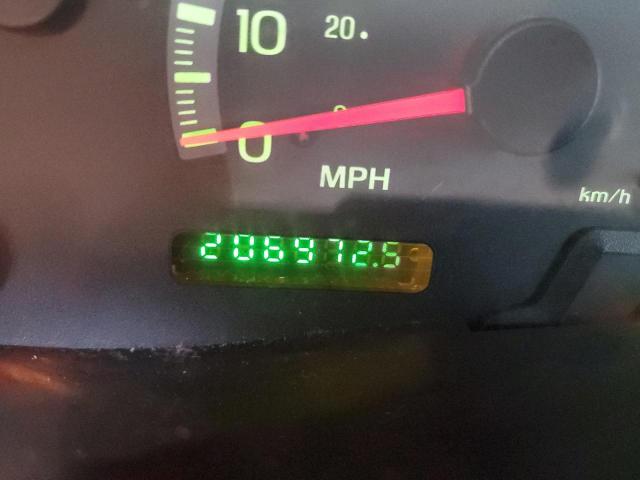Photo 8 from auction – 2003 FORD F150 with VIN 1FTRX18L03NA46037