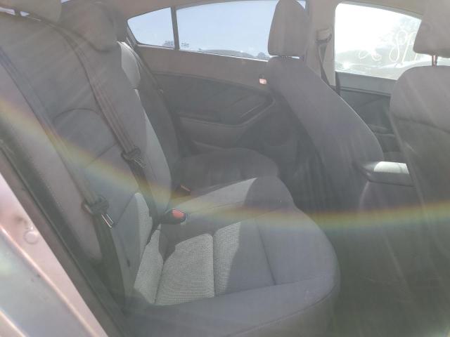 Photo 6 from auction – 2017 KIA FORTE LX with VIN 3KPFK4A70HE009940