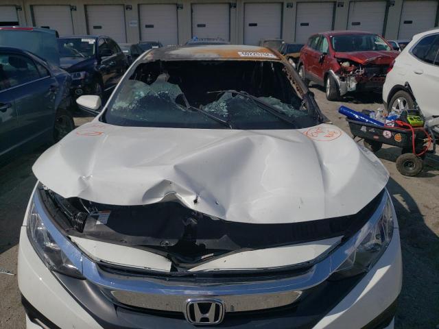 Photo 9 from auction – 2017 HONDA CIVIC LX with VIN 19XFC2F50HE057852