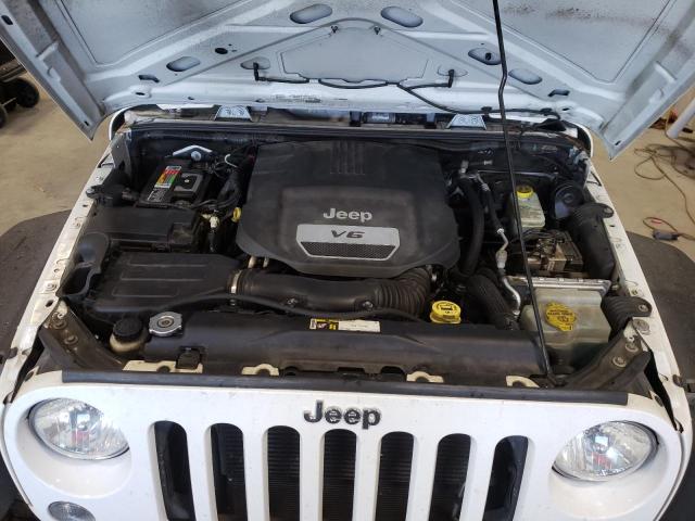 Photo 7 from auction – 2015 JEEP WRANGLER U with VIN 1C4BJWDGXFL736290