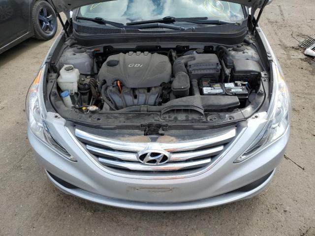 Photo 7 from auction – 2014 HYUNDAI SONATA SE with VIN 5NPEC4AC0EH889907