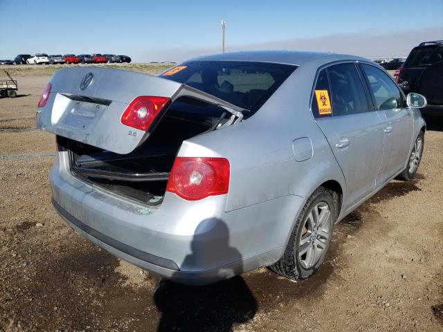 Photo 4 from auction – 2006 VOLKSWAGEN JETTA 2.5 with VIN 3VWSF31K66M608097