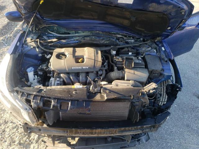 Photo 7 from auction – 2017 KIA FORTE LX with VIN 3KPFK4A71HE116639