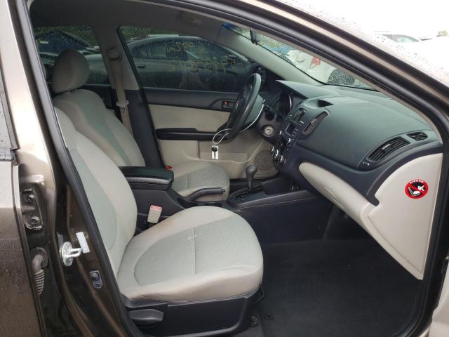 Photo 5 from auction – 2010 KIA FORTE EX with VIN KNAFU4A26A5806626