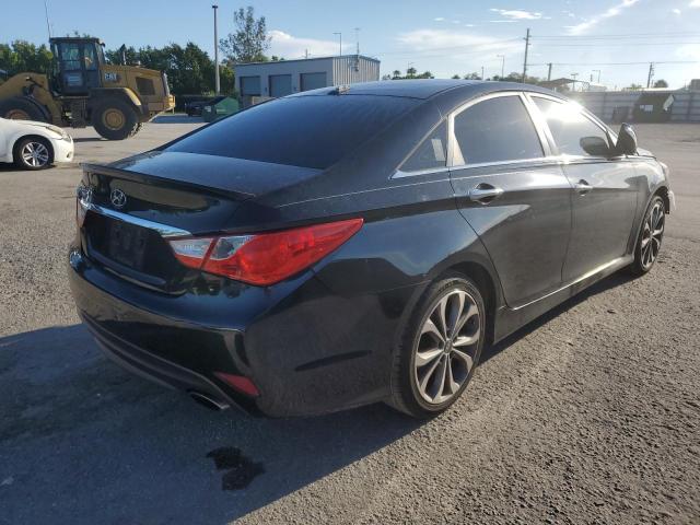 Photo 4 from auction – 2014 HYUNDAI SONATA SE with VIN 5NPEC4AC4EH925145