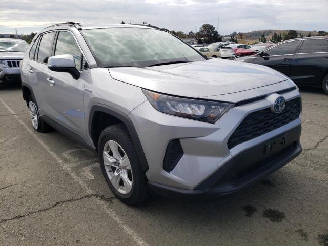 TOYOTA RAV4 LE 2019 with VIN JTMMWRFV9KD017799 - Photo from auction