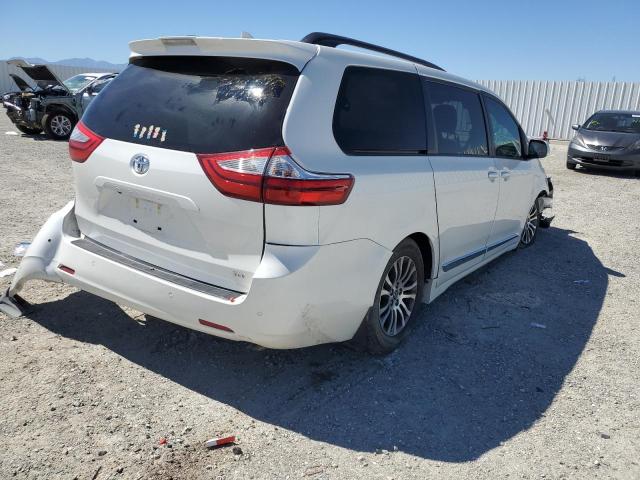 Photo 4 from auction – 2018 TOYOTA SIENNA XLE with VIN 5TDYZ3DC7JS944407