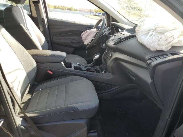 Photo 5 from auction – 2017 FORD ESCAPE S with VIN 1FMCU0F75HUB98516