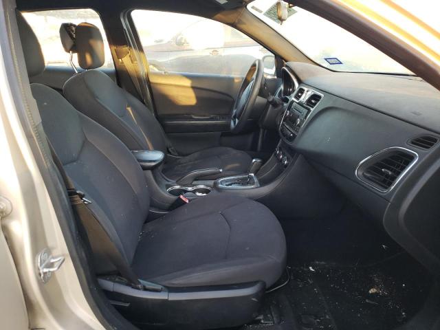 Photo 5 from auction – 2014 CHRYSLER 200 LX with VIN 1C3CCBAB8EN204401