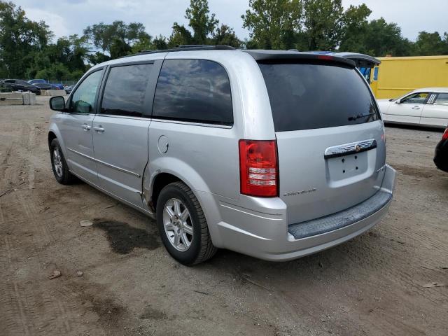Photo 3 from auction – 2010 CHRYSLER TOWN & COU with VIN 2A4RR5D13AR432483