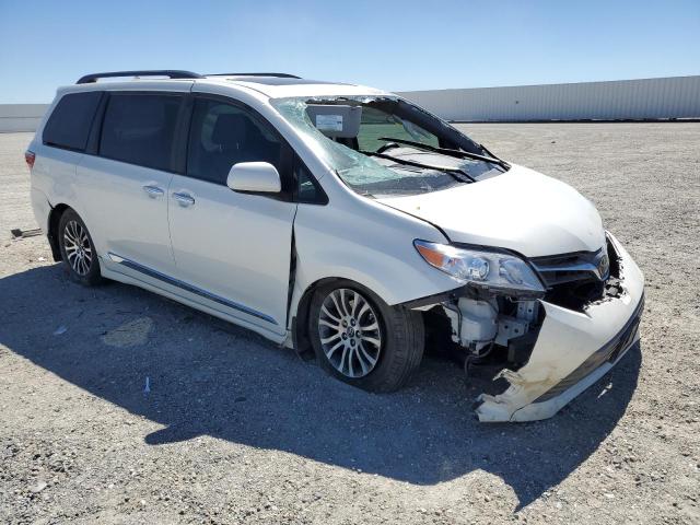 Photo 1 from auction – 2018 TOYOTA SIENNA XLE with VIN 5TDYZ3DC7JS944407