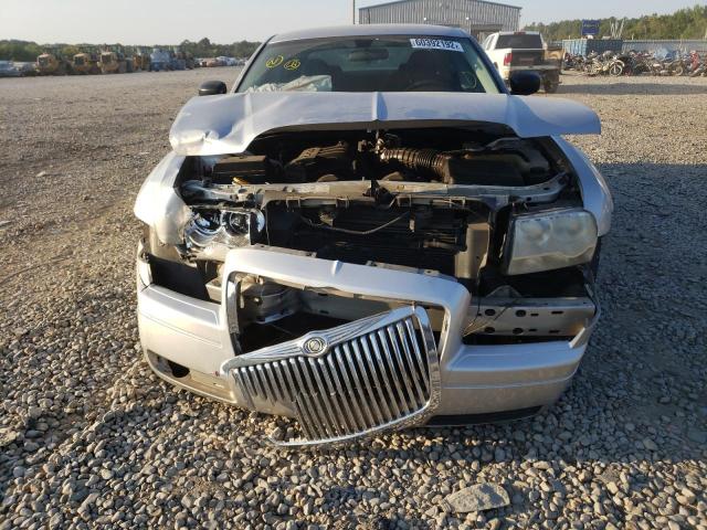 Photo 9 from auction – 2008 CHRYSLER 300 LX with VIN 2C3KA43R98H175852