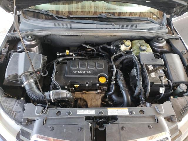 Photo 7 from auction – 2014 CHEVROLET CRUZ with VIN 1G1PC5SBXE7125659