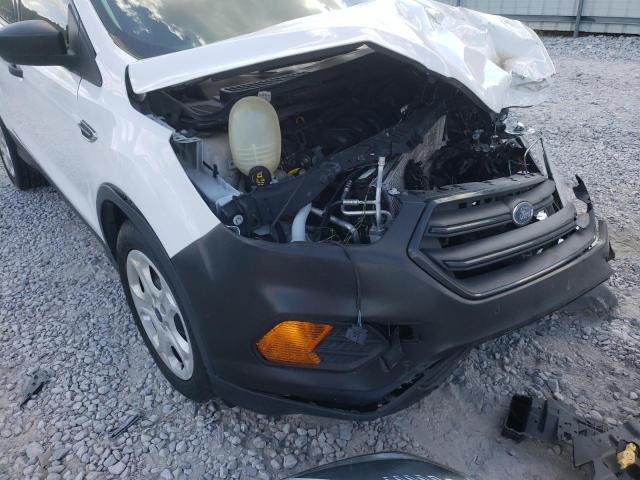 Photo 9 from auction – 2017 FORD ESCAPE S with VIN 1FMCU0F73HUC38494