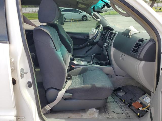 Photo 5 from auction – 2004 TOYOTA 4RUNNER SR with VIN JTEBU14R540054049