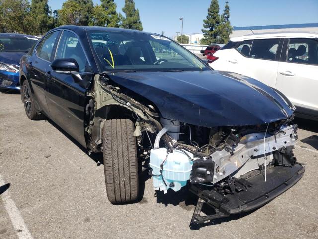 TOYOTA CAMRY SE 2022 with VIN 4T1G11AK2NU660425 - Photo from auction