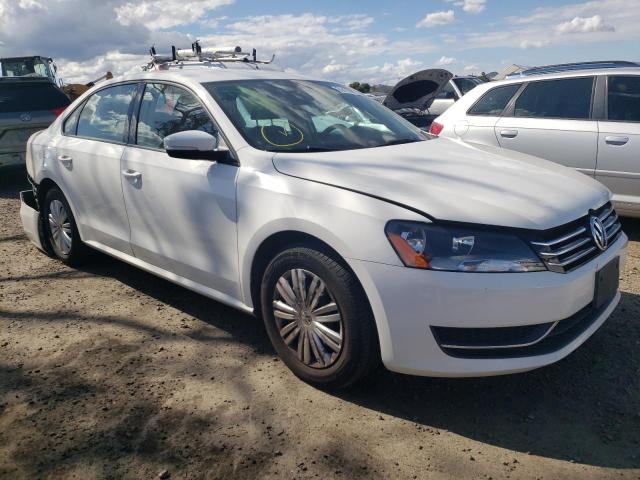 VOLKSWAGEN PASSAT S 2015 with VIN 1VWAT7A38FC068595 - Photo from auction
