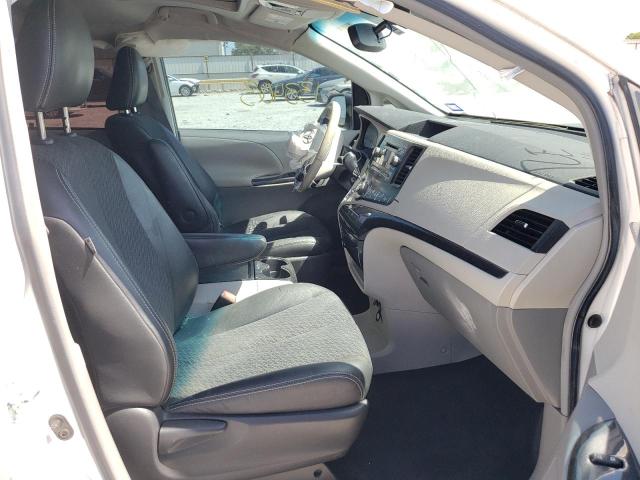 Photo 5 from auction – 2011 TOYOTA SIENNA SPO with VIN 5TDXK3DC4BS144181