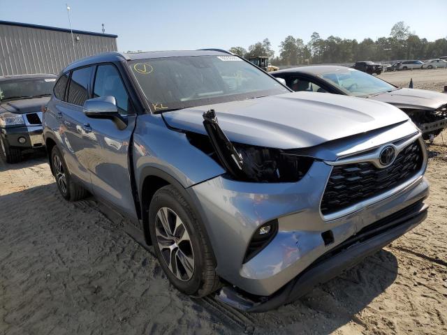 Photo 1 from auction – 2022 TOYOTA HIGHLANDER with VIN 5TDGZRAH8NS127337