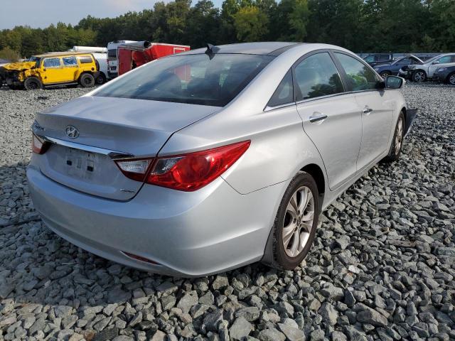 Photo 4 from auction – 2012 HYUNDAI SONATA SE with VIN 5NPEC4AC8CH475089