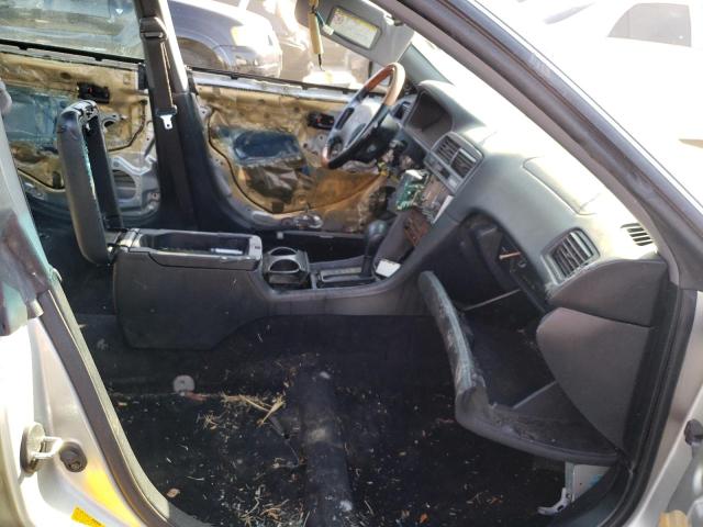 Photo 5 from auction – 2000 LEXUS ES 300 with VIN JT8BF28G7Y0286248