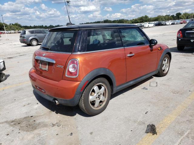 Photo 4 from auction – 2011 MINI COOPER with VIN WMWSU3C57BT098545