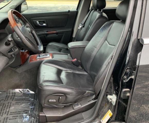 Photo 5 from auction – 2006 CADILLAC SRX with VIN 1GYEE637560200037