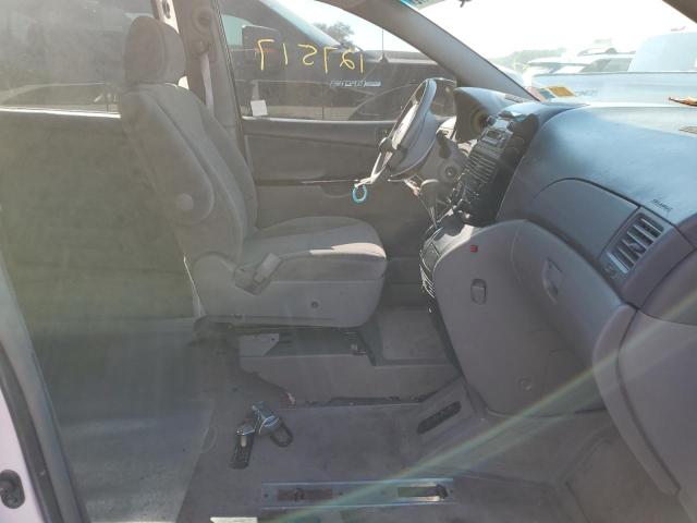 Photo 5 from auction – 2005 TOYOTA SIENNA CE with VIN 5TDZA23C45S331657