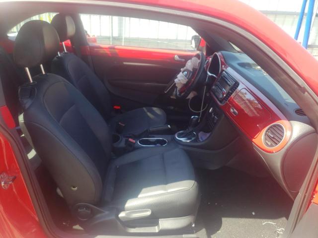 Photo 5 from auction – 2012 VOLKSWAGEN BEETLE with VIN 3VWJP7AT9CM639915