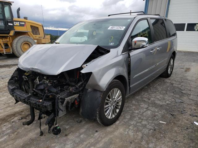 Photo 2 from auction – 2013 CHRYSLER TOWN & COU with VIN 2C4RC1CG8DR692629