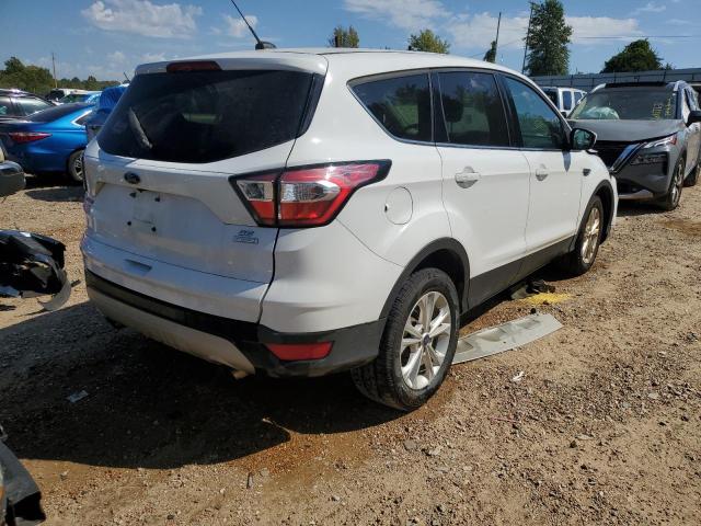 Photo 4 from auction – 2017 FORD ESCAPE SE with VIN 1FMCU0GD1HUE95464