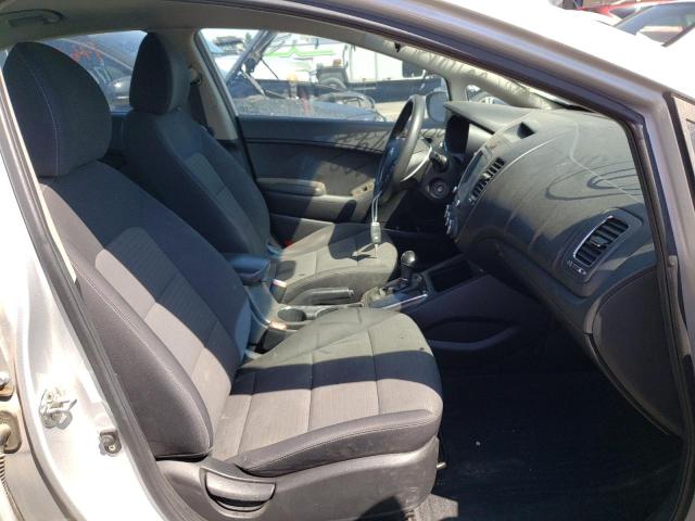 Photo 5 from auction – 2018 KIA FORTE LX with VIN 3KPFL4A73JE166154