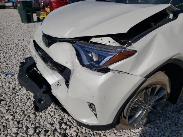 Photo 9 from auction – 2018 TOYOTA RAV4 LIMIT with VIN JTMDFREV5JJ249897