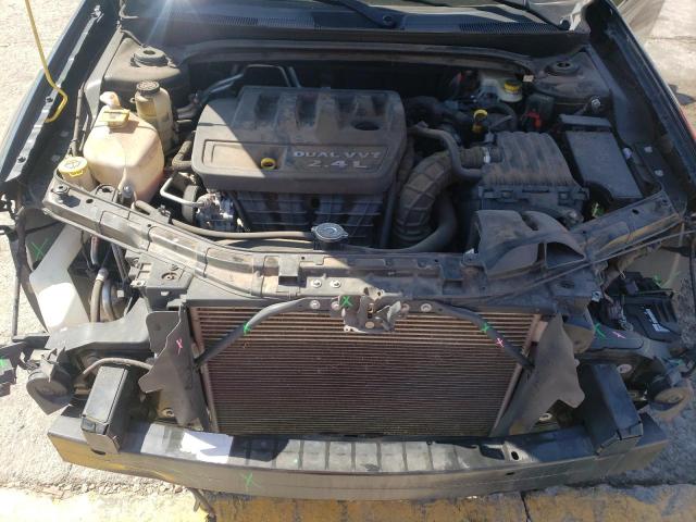 Photo 7 from auction – 2013 CHRYSLER 200 LX with VIN 1C3CCBAB4DN698500
