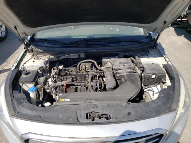 Photo 7 from auction – 2016 HYUNDAI SONATA SE with VIN 5NPE24AF5GH373137