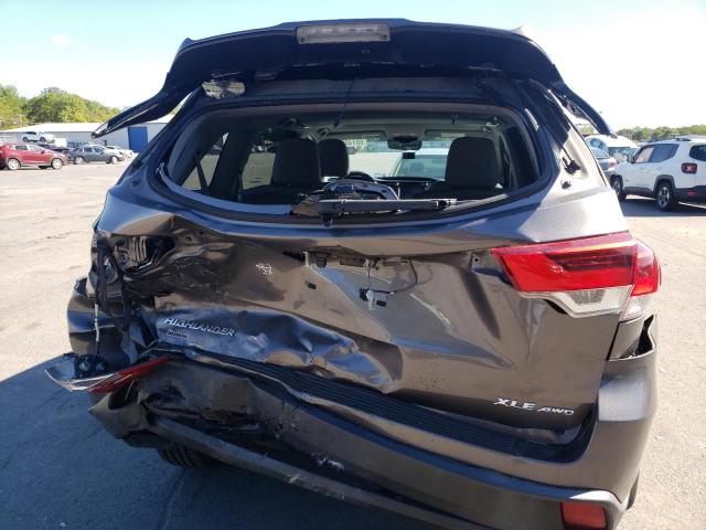 Photo 9 from auction – 2017 TOYOTA HIGHLANDER with VIN 5TDJZRFH6HS373094