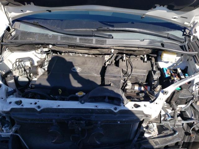 Photo 7 from auction – 2015 TOYOTA SIENNA XLE with VIN 5TDYK3DC4FS539486