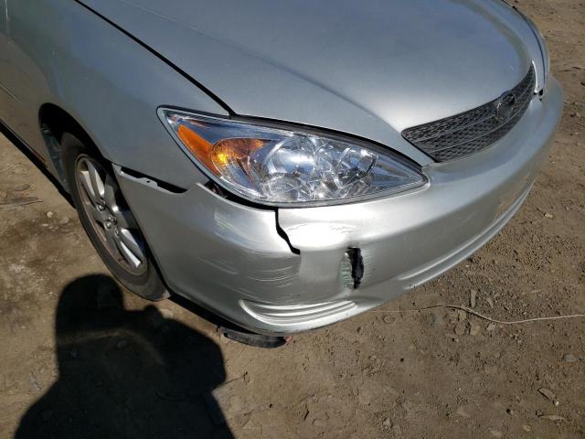 Photo 9 from auction – 2002 TOYOTA CAMRY LE with VIN 4T1BE30KX2U583634