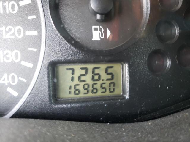Photo 8 from auction – 2002 FORD FOCUS LX with VIN 1FAFP33P82W246848