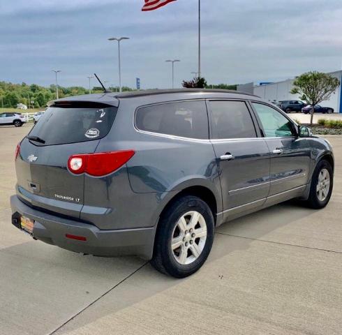 Photo 4 from auction – 2010 CHEVROLET TRAVERSE L with VIN 1GNLRFED5AS119192