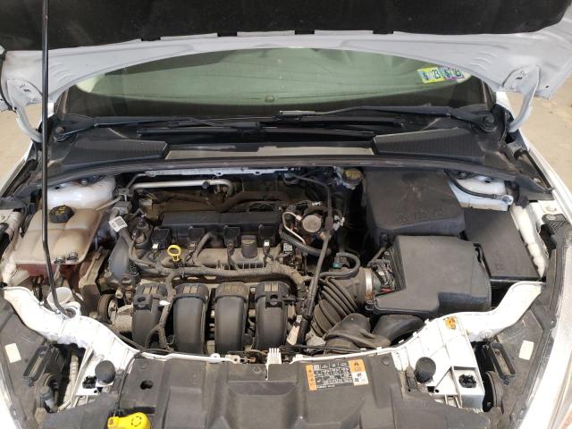 Photo 7 from auction – 2016 FORD FOCUS SE with VIN 1FADP3K23GL371732