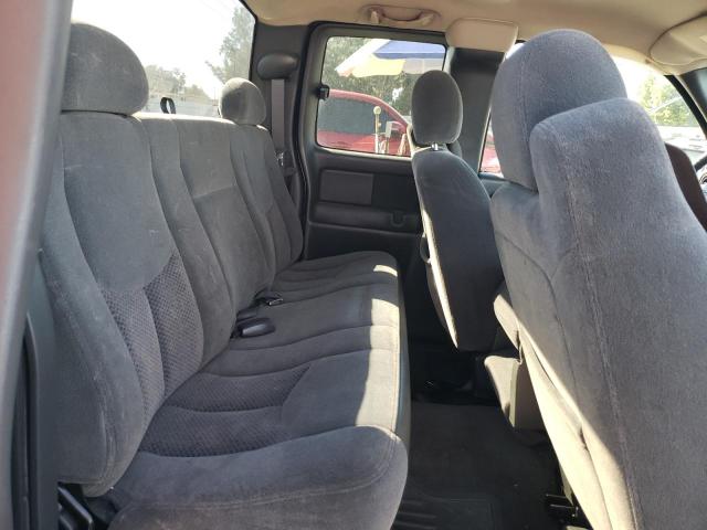 Photo 6 from auction – 2004 CHEVROLET SILVERADO with VIN 2GCEC19V541148415