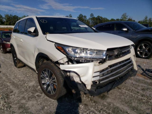 TOYOTA HIGHLANDER 2019 مع رقم تعريف المركبة 5TDZZRFH4KS307315 - صورة من المزاد
