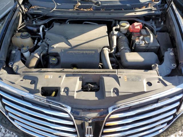 Photo 7 from auction – 2017 LINCOLN MKT with VIN 2LMHJ5AT7HBL00568