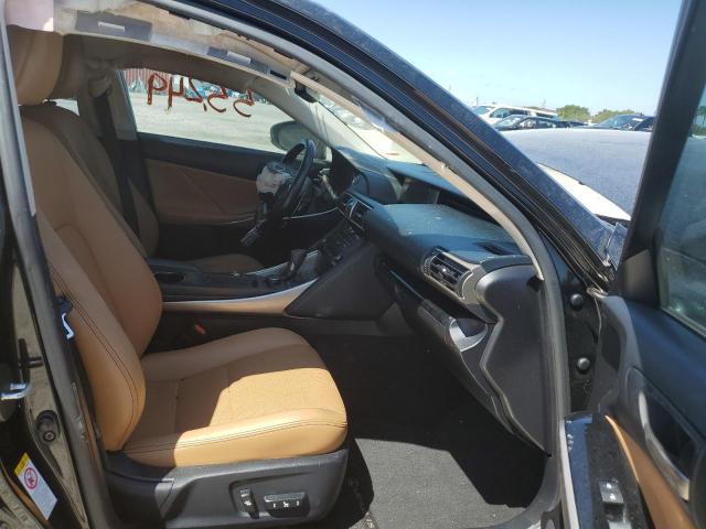 Photo 5 from auction – 2017 LEXUS IS 200T with VIN JTHBA1D27H5055260