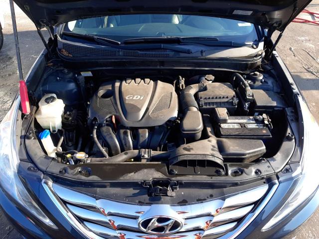 Photo 7 from auction – 2012 HYUNDAI SONATA SE with VIN 5NPEC4AC9CH420649