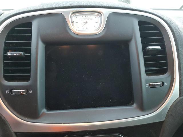 Photo 9 from auction – 2019 CHRYSLER 300 LIMITE with VIN 2C3CCAEG1KH689713