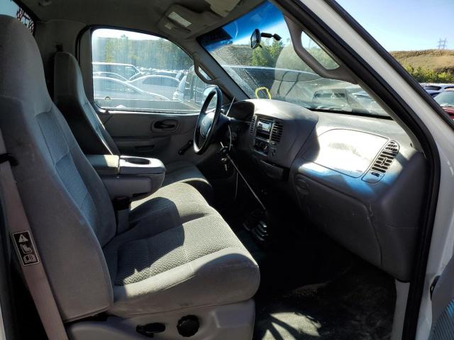 Photo 5 from auction – 2001 FORD F150 with VIN 1FTRF18W21NA68230